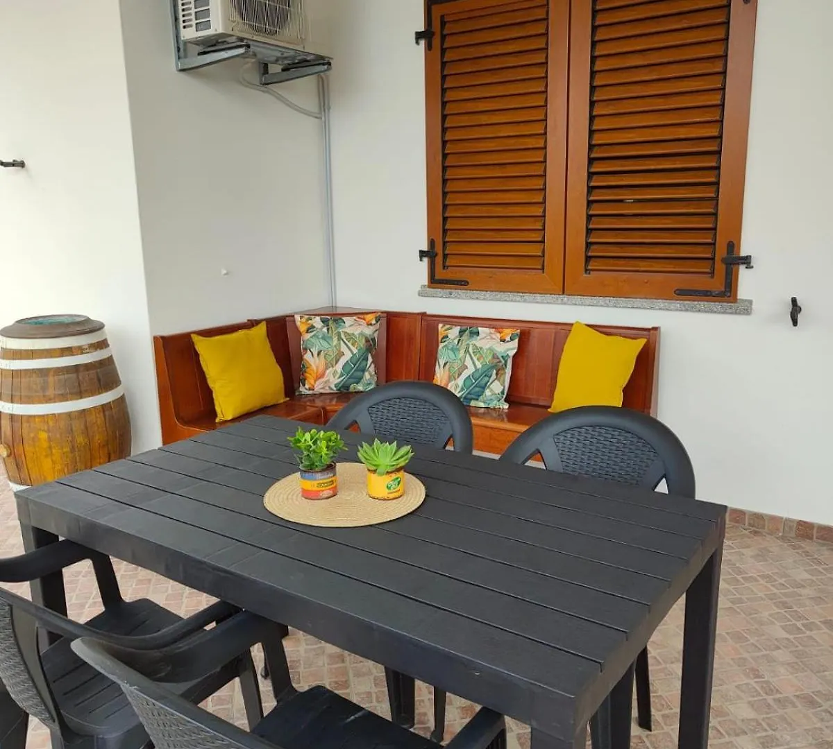 Vila La_Casa_Di_ Willy Canai 0*,